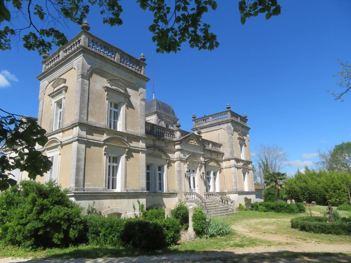 Villa Paignon Montbron Bagian luar foto